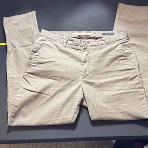 Banana Republic Men's Khaki Chinos‎